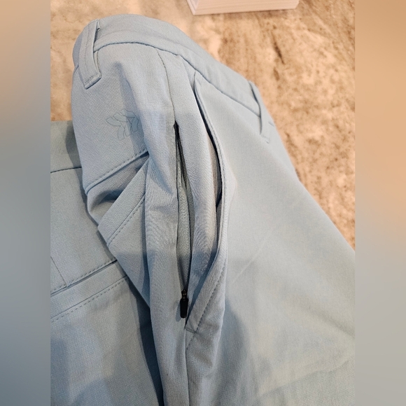 NWT Men's All in Motion Blue golf shorts 8 in inseam size 30. - Picture 5 of 6